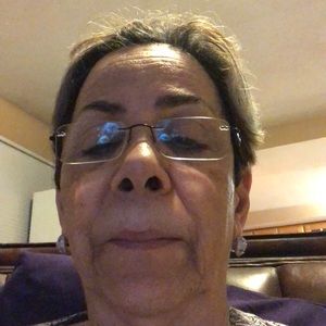 Meet your Posher, Josefa